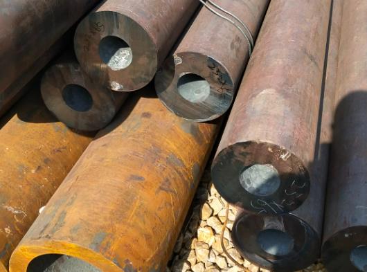 山東厚壁無縫鋼管工藝包括冷拔、冷軋、熱軋和熱擴四種方式